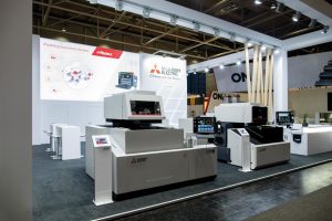 Mitsubishi_Electric_EMO_2017_10