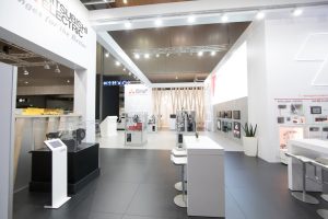 Mitsubishi_Electric_EMO_2017_5