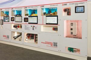 Mitsubishi_Electric_Produktwand_4